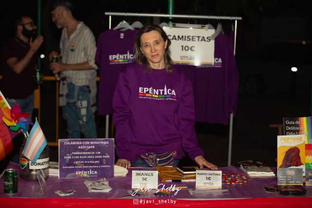 Epntica desafa los fenmenos atmosfricos y llena de color la plaza de Beniel - 7