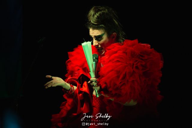 Epntica desafa los fenmenos atmosfricos y llena de color la plaza de Beniel - 8