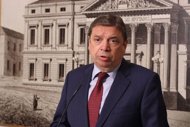 Luis Planas subraya el apoyo firme y sin reservas del Gobierno al conjunto del sector agroalimentario - 1, Foto 1
