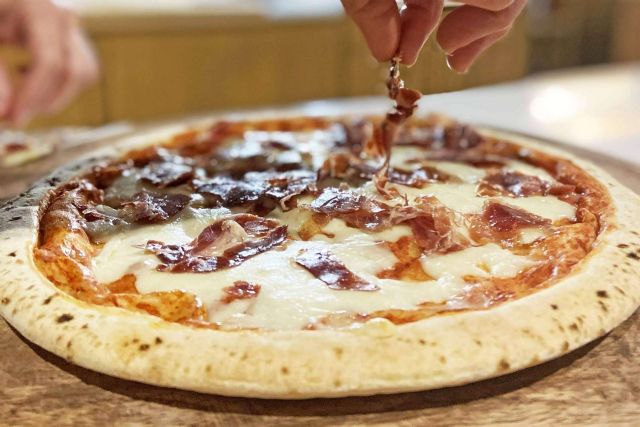 Ya está aquí la pizza Enrique Tomás, con su jamón de primera calidad como ingrediente estrella - 1, Foto 1