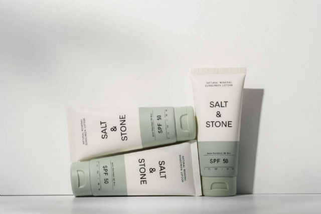 Una de las mejores selecciones de protectores solares minerales está disponible en All Yours - 1, Foto 1