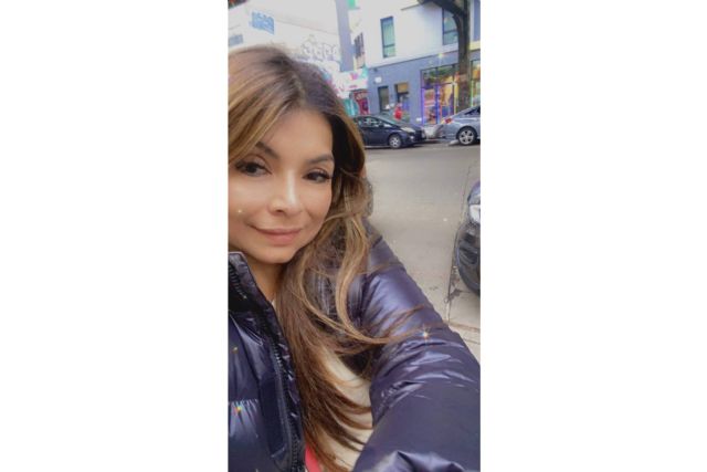 Ayuda profesional de terapia cognitiva conductual con María de Jesús para superar el cutting en adolescentes - 1, Foto 1