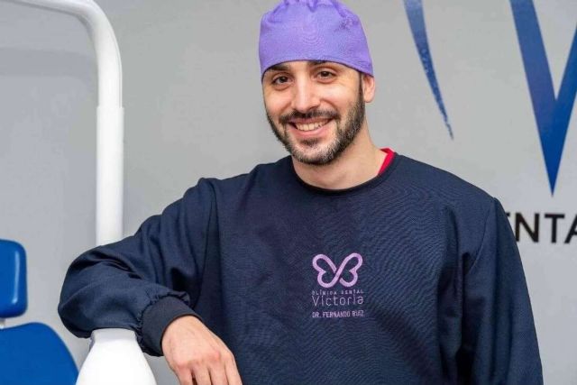 Las ventajas de los implantes dentales, de la mano de Clínica Dental Victoria - 1, Foto 1