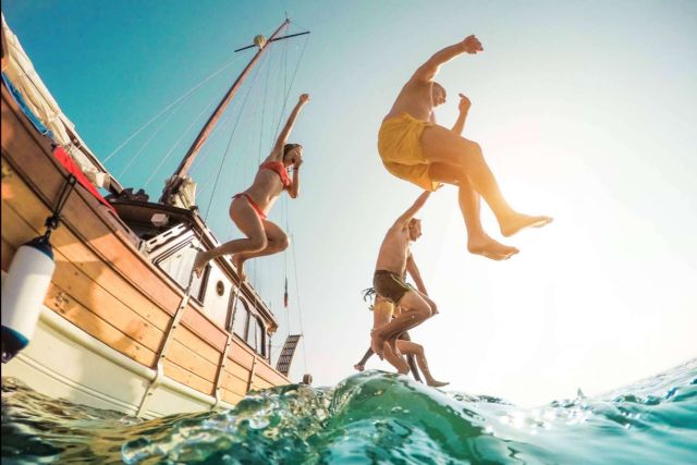 Despedidas de soltero en barco, una opción original en Alicante - 1, Foto 1