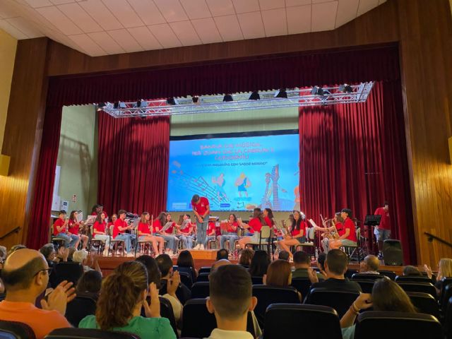 La Banda de Msica del IES Juan de la Cierva y Codornu emociona al pblico con su concierto tras su exitosa participacin en el Festival Internacional de Msica de Xanth - 12