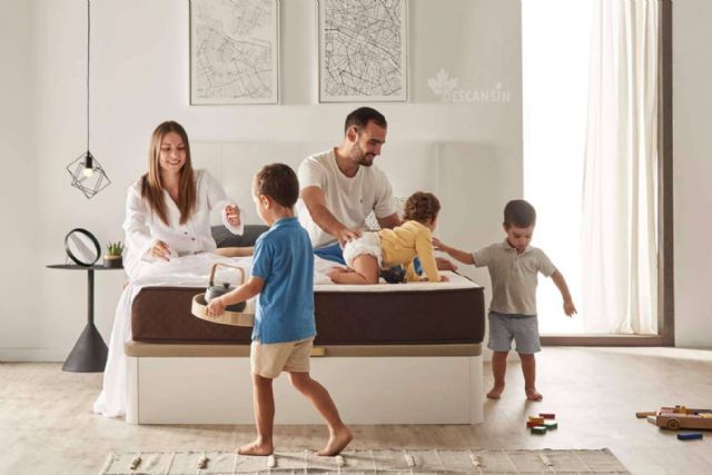 El mejor armario para una habitación pequeña son los canapés abatibles - 1, Foto 1