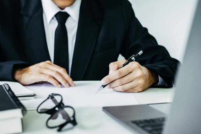 López Morueco Abogados, servicios para gestionar casos de impago de alquiler - 1, Foto 1