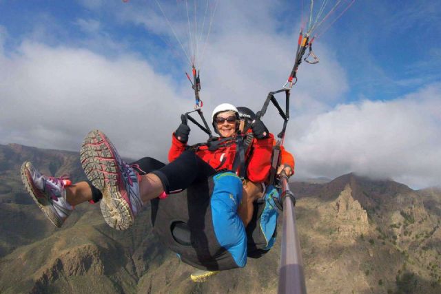 Descubrir la belleza de los cielos y paisajes de Tenerife con parapente en Costa Adeje - 1, Foto 1