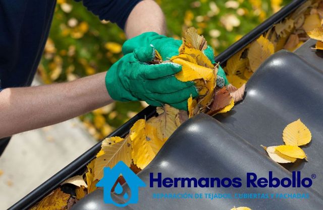 La importancia del mantenimiento de tejados y canalones en verano, por HERMANOS REBOLLO - 1, Foto 1