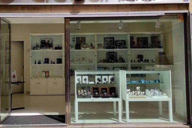 La colección Swatch NEON llega a España con Elegance; una joyería y relojería popular de Tenerife - 1, Foto 1