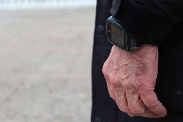 El reloj con GPS para mayores que ha lanzado Save Family al mercado, Senior  - Empresa 