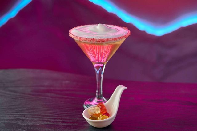 Nueva decoración de La Caza Endulzada, un espacio mágico de coctelería, brunch y tardeos - 1, Foto 1