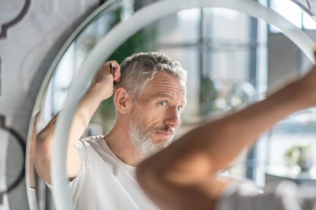 Cuure informa de que más del 70% de los españoles sufre pérdida de cabello - 1, Foto 1