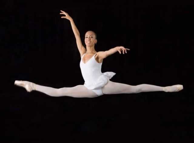 Asistir a clases de ballet en Madrid con la Escuela de Ballet Carmina Ocaña y Pablo Savoye - 1, Foto 1
