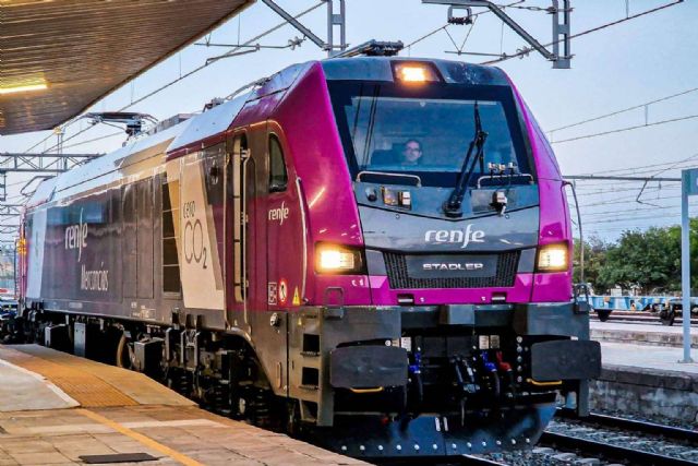 Con la ayuda de Formatren es posible conseguir una plaza segura en ADIF - 1, Foto 1