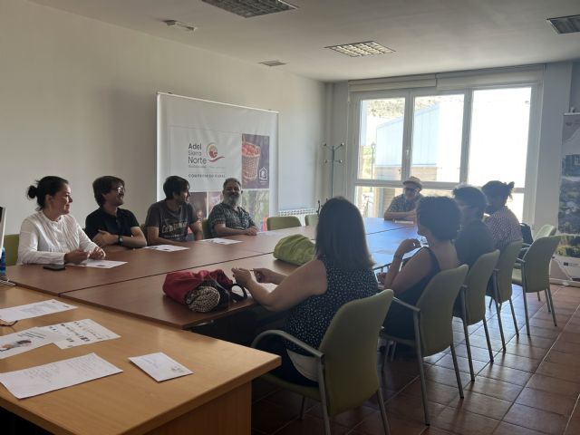 ADEL pone en valor la artesanía local de la mano de RED(R) - 1, Foto 1