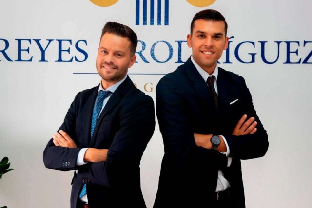 Reyes & Rodríguez Abogados, profesionales en reclamación de tarjetas revolving - 1, Foto 1