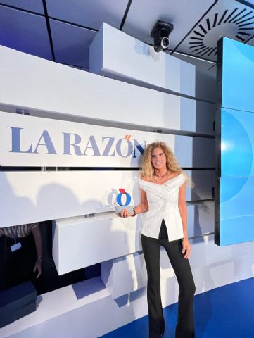 Clínica Bruselas es galardonada con el premio de Excelencia en Medicina y Cirugía Estética - 1, Foto 1