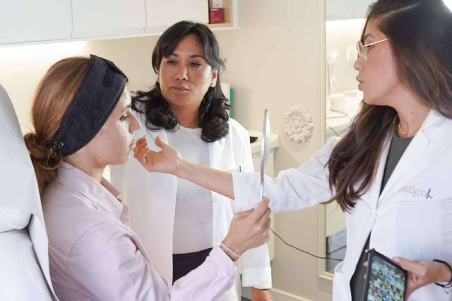 24ª edición del Máster de Formación Permanente en Medicina y Ginecología Cosmética y Estética y del Envejecimiento Fisiológico, por Confrontaciones Terapéuticas - 1, Foto 1