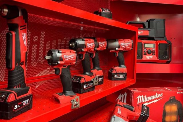 La marca líder en taladros percutores Milwaukee está disponible en Eny - 1, Foto 1