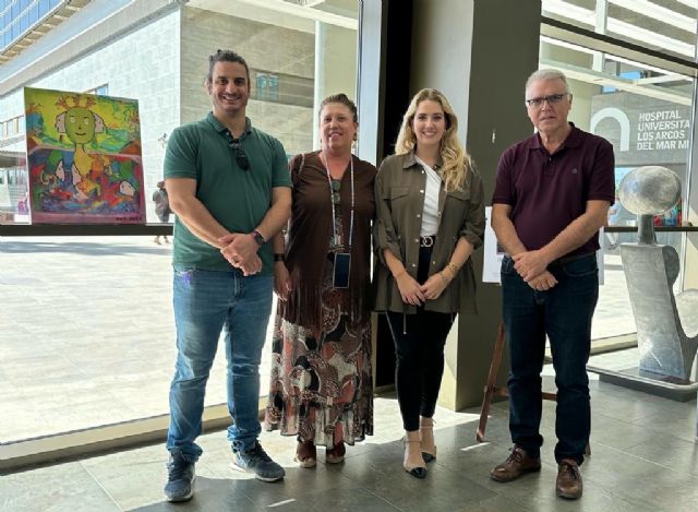 AFA Levante lleva al hospital Los Arcos la obra de Ana del Alto, artista diagnosticada con Alzheimer congénito - 1, Foto 1