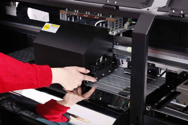 DTF Barcelona participa, para conocer las novedades del sector, en Cprint 2023 - 1, Foto 1