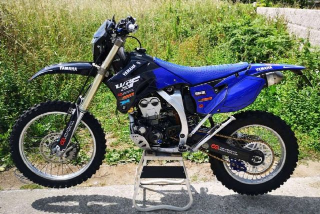 ADHESIVOSEMBARRADOS, el amplio catálogo de funda de asiento de motocross - 1, Foto 1