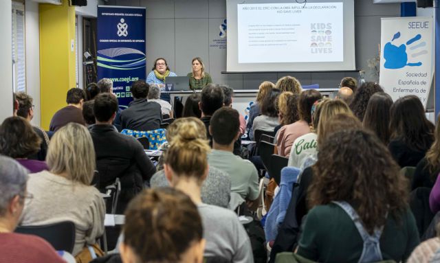 Jornada SEEUE-COEGI: Decenas de enfermeras y enfermeros que trabajan en Urgencias y Emergencias debaten sobre sus retos y la especialidad - 1, Foto 1