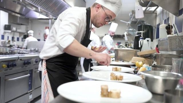 Le Cordon Bleu Madrid publica los 50 nombres que competirán por el Premio Promesas de la alta cocina 2024 - 1, Foto 1