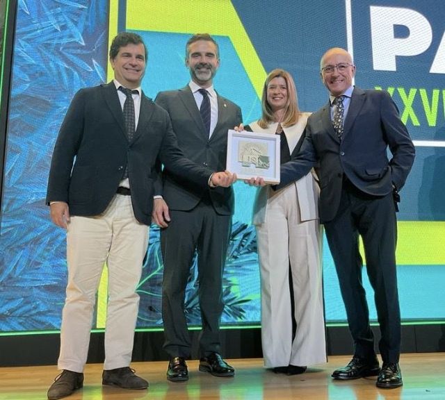 Cívitas Puerto Banús y el Catedrático José Carlos García Gómez reciben el Premio Andalucía de Medio Ambiente - 1, Foto 1