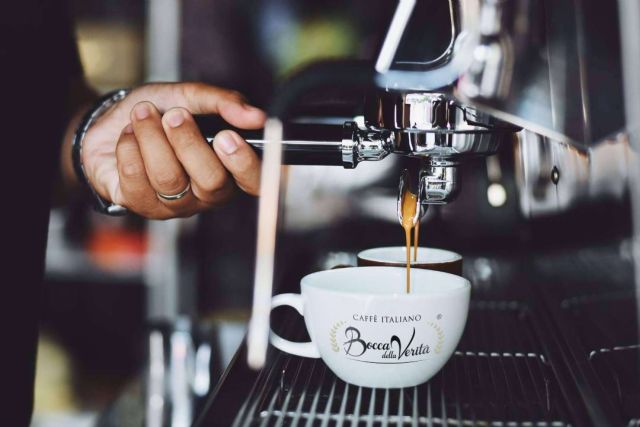Las características de la cafetera de café industrial de Caffé Italiano Bocca Della Verità - 1, Foto 1