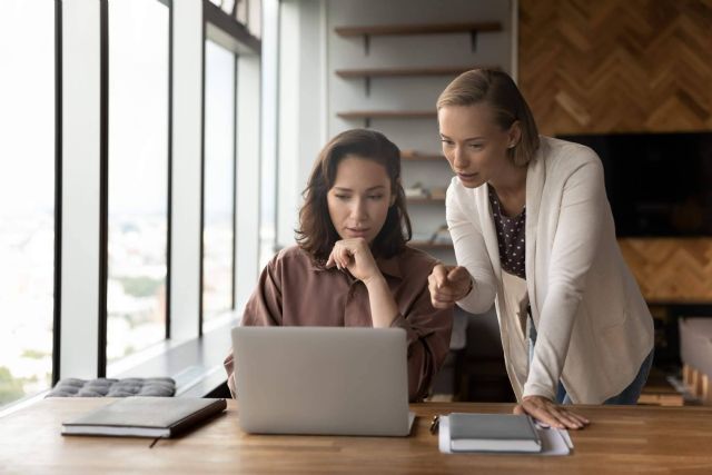 El informe anual sobre contratos de formación en alternancia publicado por Grupo2000 - 1, Foto 1