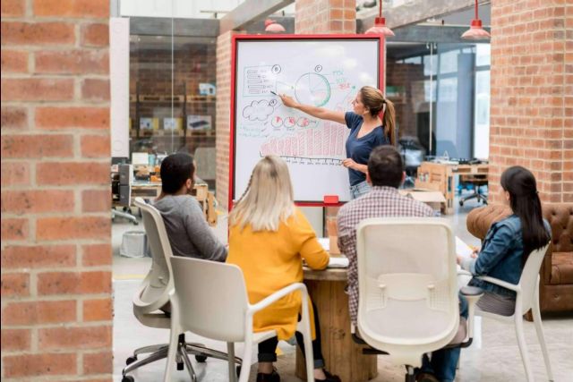 El decálogo de la experiencia de cliente para 2024, transformando la interacción con las marcas - 1, Foto 1