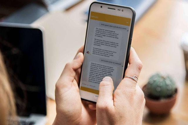 Aunoa presenta Amparito, el chatbot Fallera de València; tradición, cultura y tecnología - 1, Foto 1