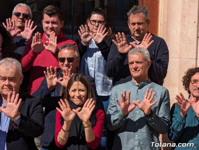 Se da lectura al Manifiesto Institucional con motivo del Da Mundial de las Enfermedades Raras que se celebra cada 29 de febrero - 24