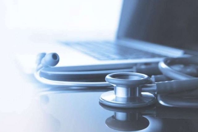 Universal Formación ofrece cursos para celadores, una de las profesiones que más crece en el sector sanitario - 1, Foto 1