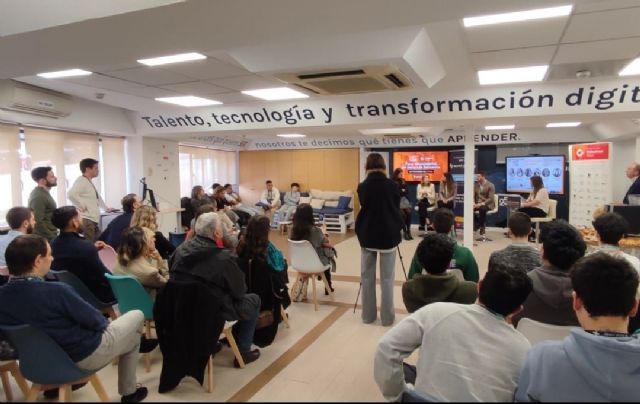 Inteligencia Artificial y Soft Skills: claves en las profesiones del futuro - 1, Foto 1