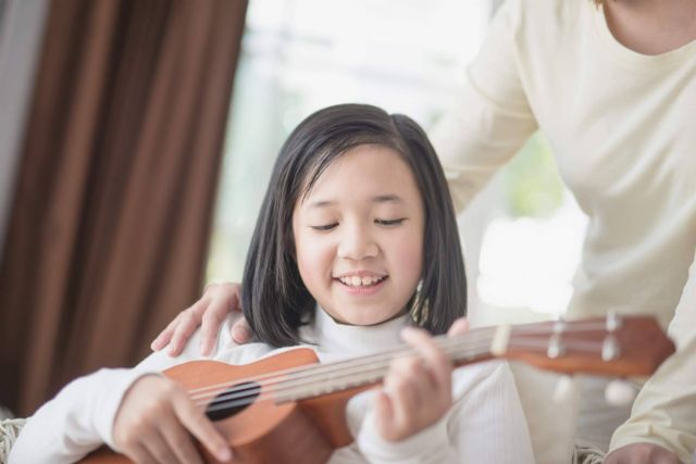 Programas de formación musical para niños de distintas edades en Escuela de Música La Clave - 1, Foto 1