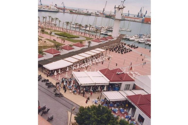 La Plaza del Mar, en el Grao de Castellón, cuenta con una amplia oferta gastronómica de alto nivel - 1, Foto 1