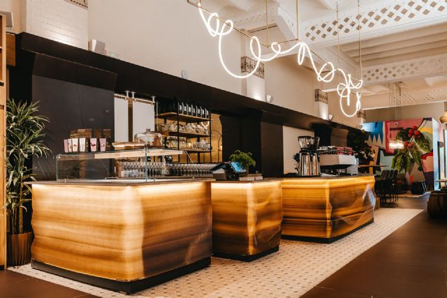 D·Origen Coffee abre la primera cafetería en el mundo con mobiliario hecho a partir de posos de café - 1, Foto 1