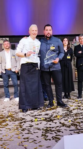 Toño Rodríguez, del Restaurante Era de los Nogales de Sardás (Huesca), proclamado Cocinero del Año, mientras que el título de Camarero del Año recae en Miguel López, del Restaurante Garena de Dima (Vizcaya) - 1, Foto 1