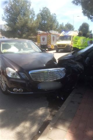 Dos personas heridas en un accidente de tráfico ocurrido en La Alcayna - 1, Foto 1