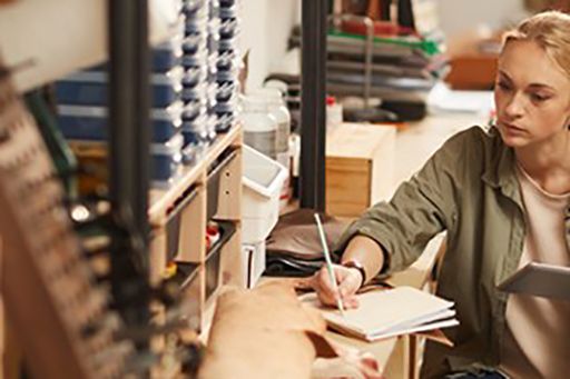 España supera por primera vez los 10 millones de mujeres afiliadas a la Seguridad Social - 1, Foto 1