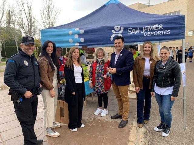 La VI Semana Saludable reúne a 900 niños en el polideportivo municipal de San Javier - 1, Foto 1