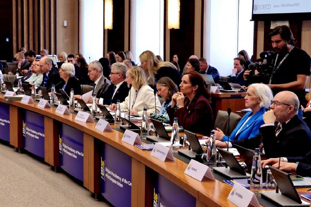 Mónica García pide en Bruselas establecer criterios mínimos comunes para el reconocimiento de títulos no comunitarios - 1, Foto 1