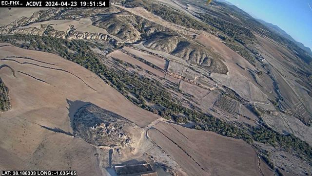 Helicóptero de la DGSE y agente medioambiental se incorporan a las tareas de búsqueda de un vecino de Calasparra desaparecido - 1, Foto 1