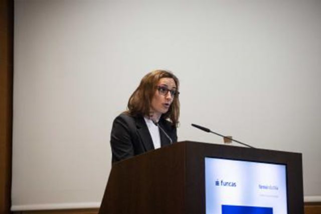 Mónica García defiende garantizar el liderazgo público en el impulso de un plan estratégico de la industria farmacéutica - 1, Foto 1