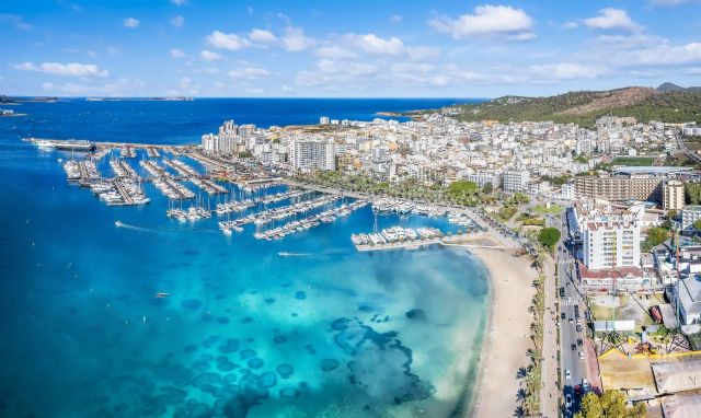American Language Academy sortea un viaje a Ibiza o un iPhone 15 en TikTok e Instagram - 1, Foto 1