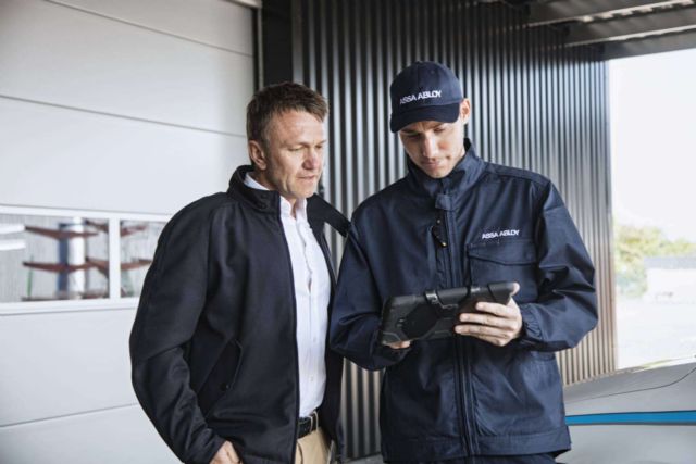 ASSA ABLOY; servicio de mantenimiento de puertas automáticas, industriales o muelles de carga - 1, Foto 1