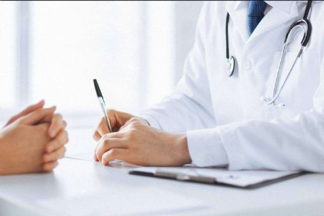 Cerificados médicos para estudio, residencia, trabajo, deporte y para todo tipo de oposiciones, en Madrid centro - 1, Foto 1